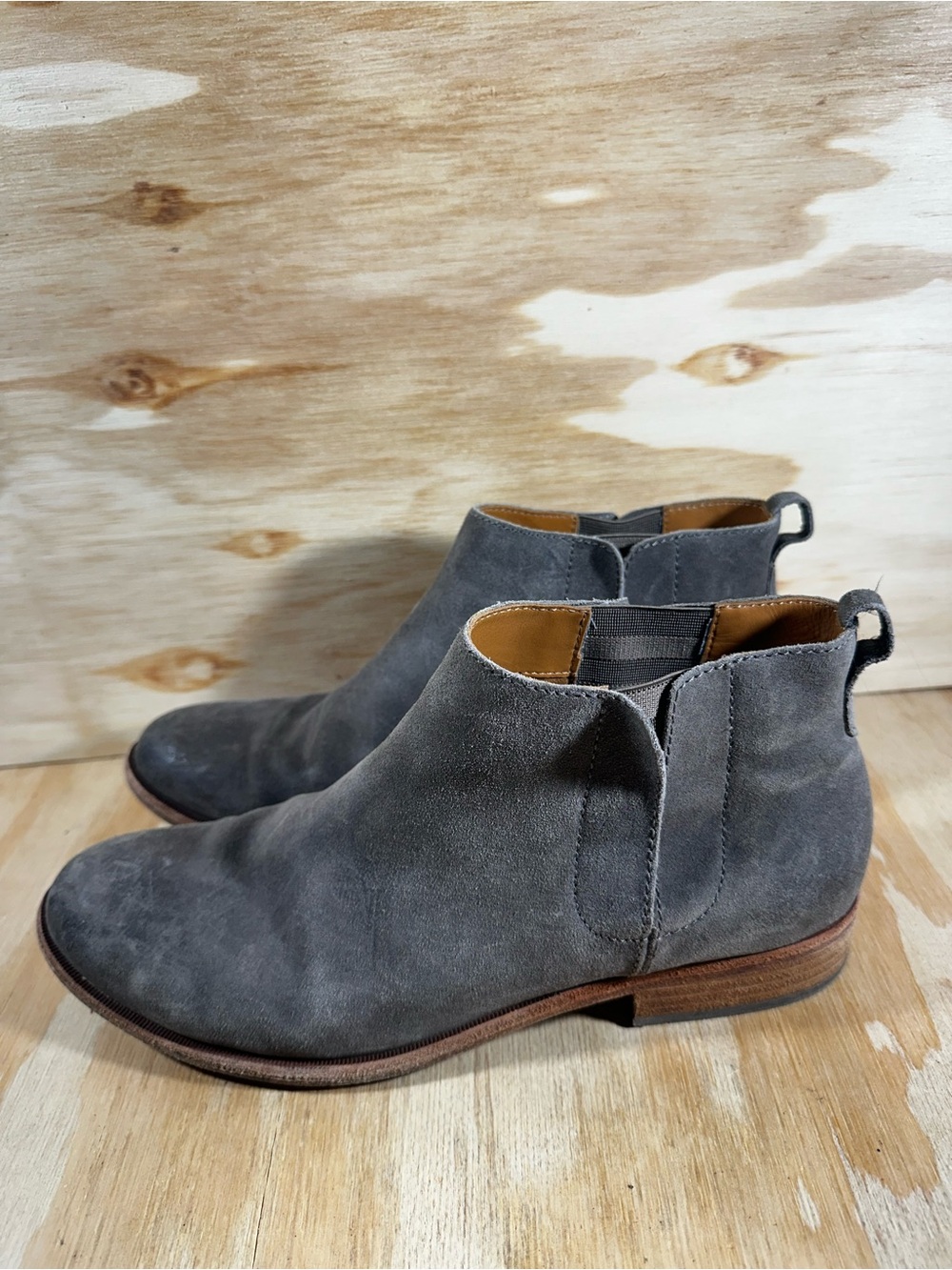Kork Ease Velma  Gray Suede Chelsea Boots Women’s Size 11